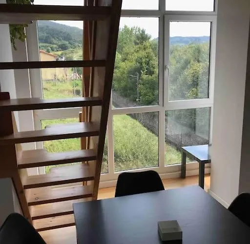 Precioso ático Con Parking Privado. Vistas Al Río *