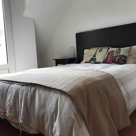 Precioso Atico Con Parking Privado. Vistas Al Rio *